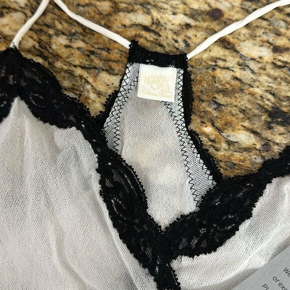 Only Hearts N.Y.C Nordstrom Mesh Chemise In White Size M/L - Picture 3 of 7